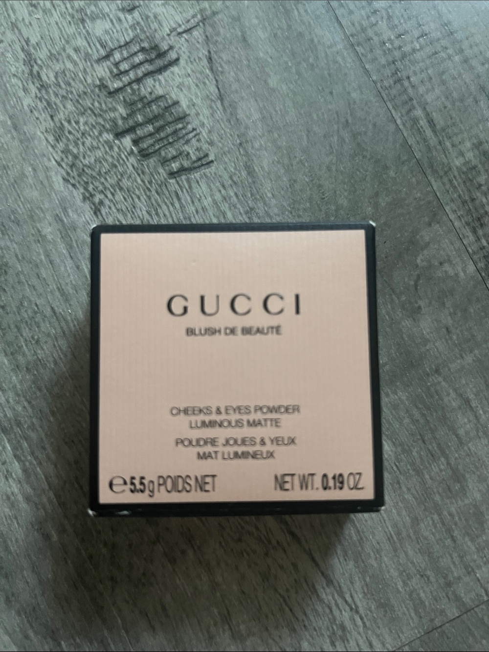 Gucci Blush de Beauté Compact in Pale Pink